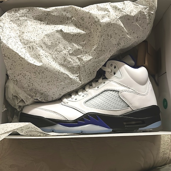 Air Jordan 5 Retro DS - Dark Concord (DD0587) W/ E Receipt. - Picture 1 of 2